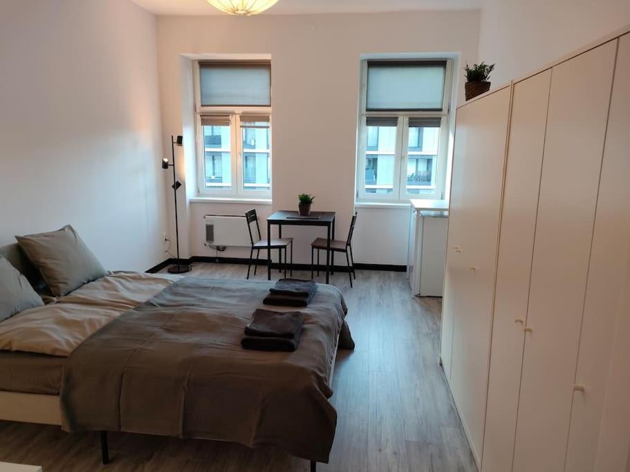 Cozy Room - 10 Min.From Rynek Вроцлав Екстериор снимка